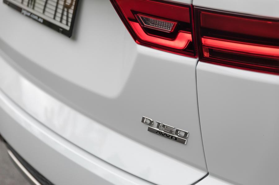 Детали экстерьера Jaguar E-Pace D150 AWD 2018 года  (AU) (фото 6 из 16)